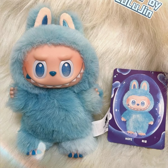 AUTHENTIC NEW Pop Mart LABUBU Big Into Energy Vinyl Plush Blind Box - Hope - Picture 9 of 9